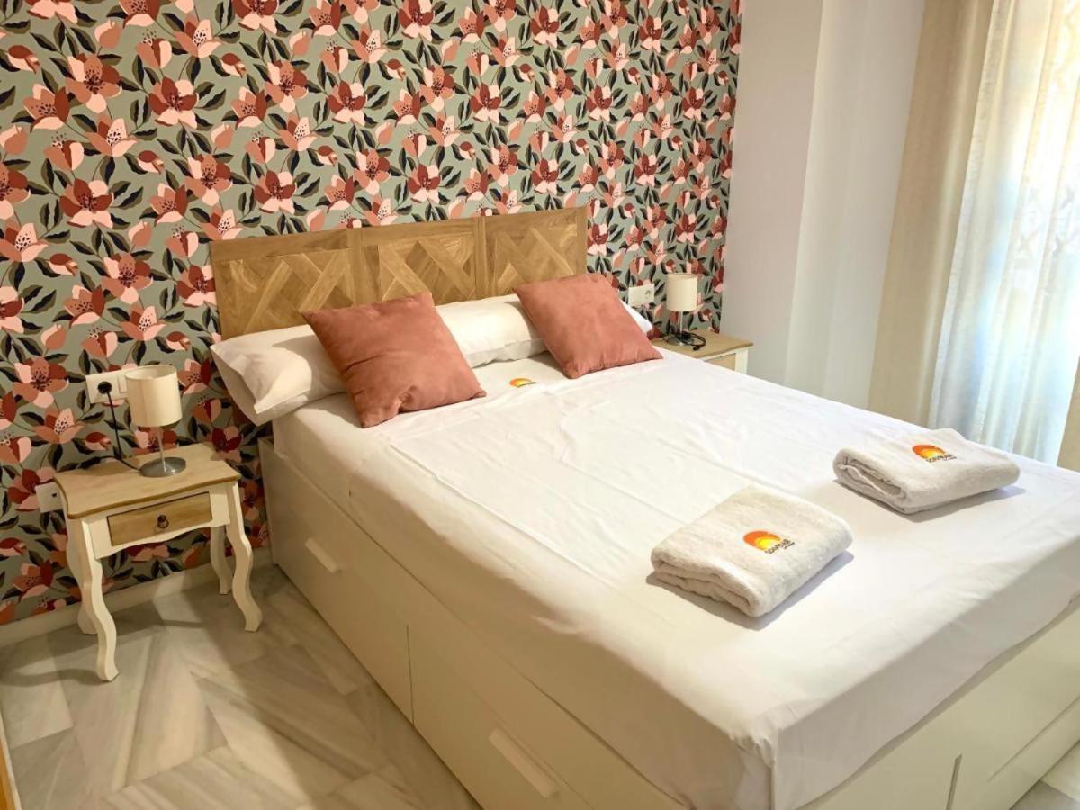 Apartamento Marinero By Solymar Holiday Torre Del Mar Esterno foto