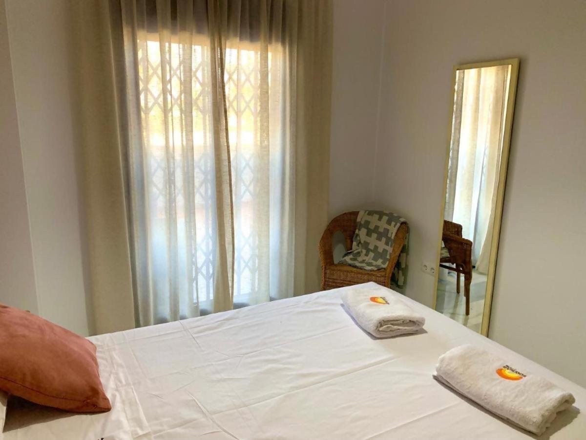 Apartamento Marinero By Solymar Holiday Torre Del Mar Esterno foto