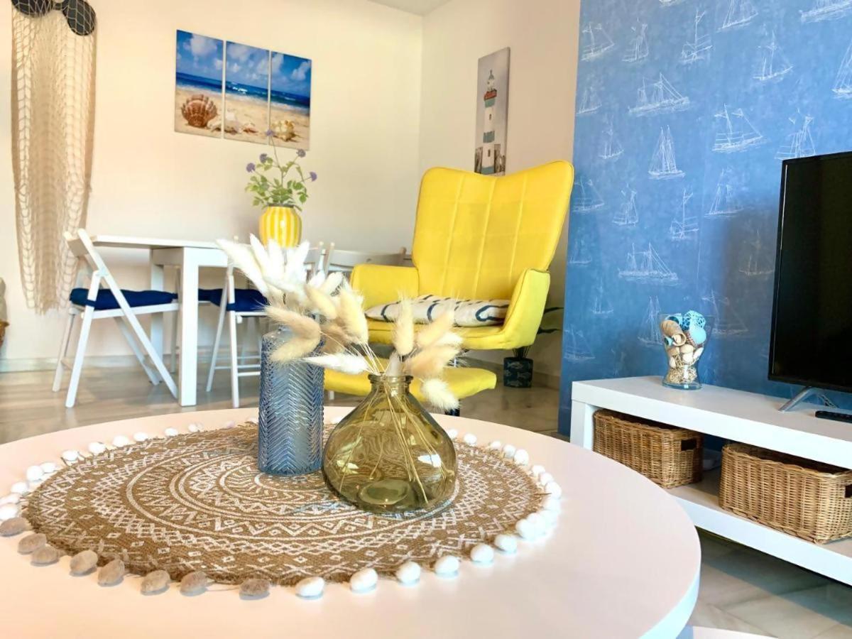 Apartamento Marinero By Solymar Holiday Torre Del Mar Esterno foto